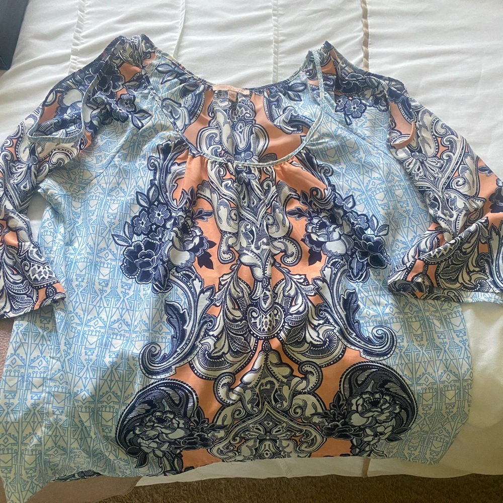 Gibson and Latimer Blouse- cold shoulder